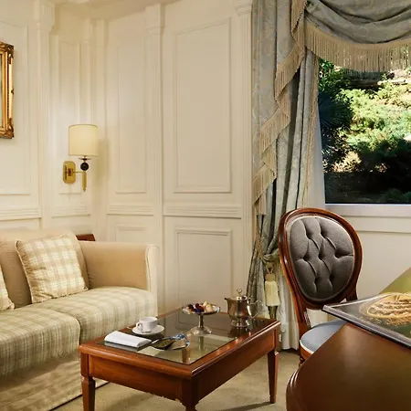 Hotel Swiss Diamond & 5*