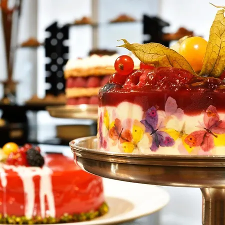 Swiss Diamond & Hotel 5*