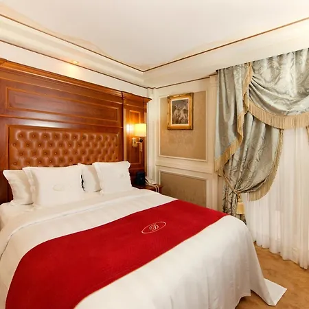 Hotel Swiss Diamond &