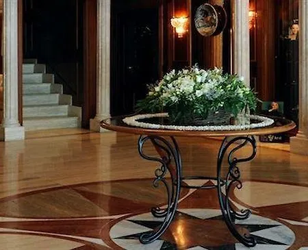 Hotell Swiss Diamond &