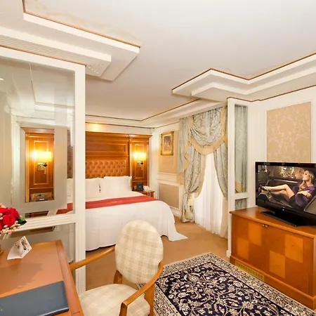 Swiss Diamond & Hotell